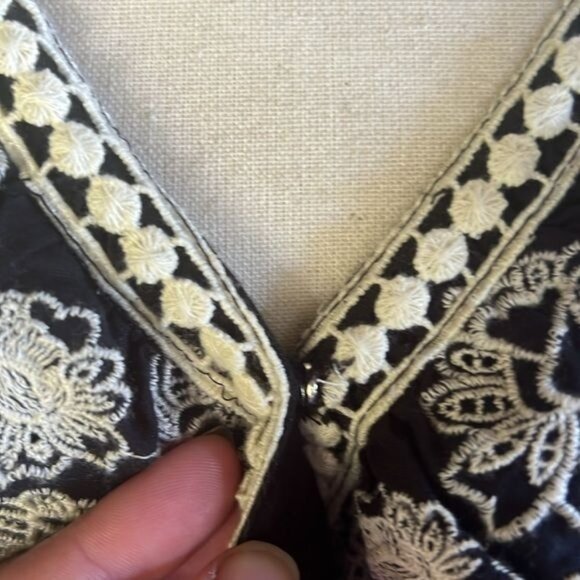 Anthropologie Embroidered Lace Top - Picture 7 of 12